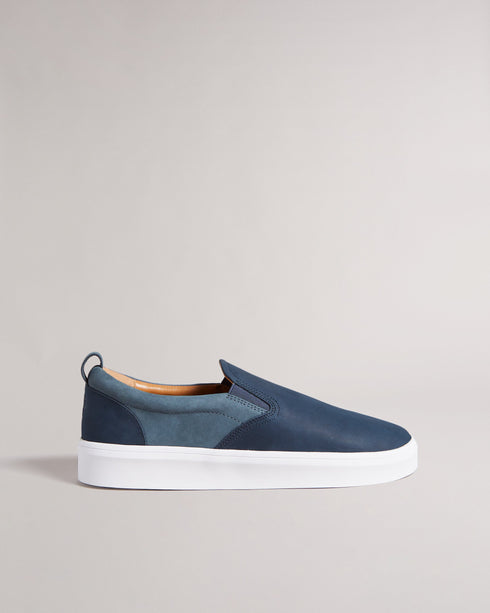 <P>Nubuck Casual Elastic Sneaker</P>